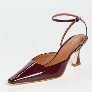 Like New Reformation Natasha Pumps